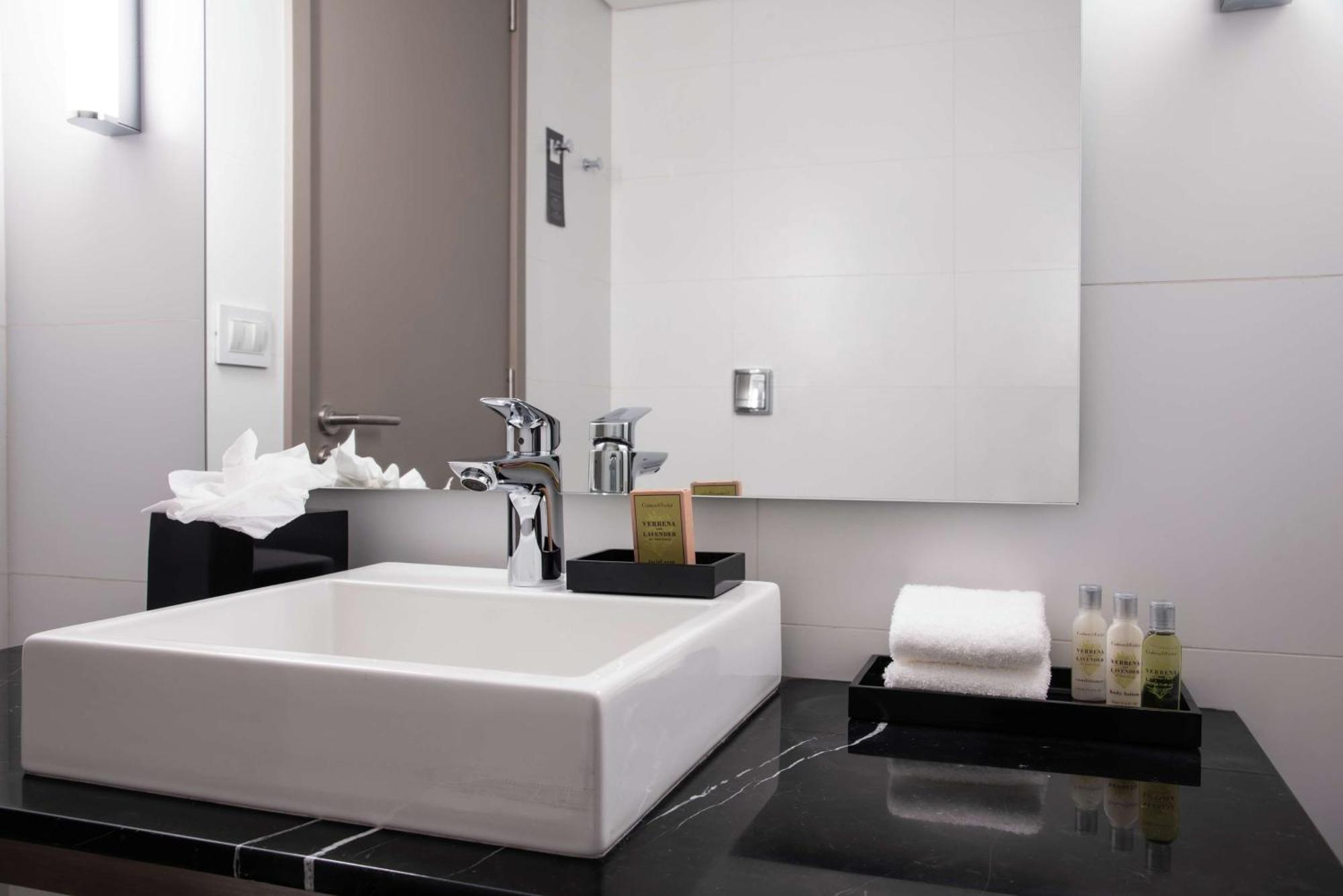 Hotel Soro Montevideo, Curio Collection By Hilton Esterno foto